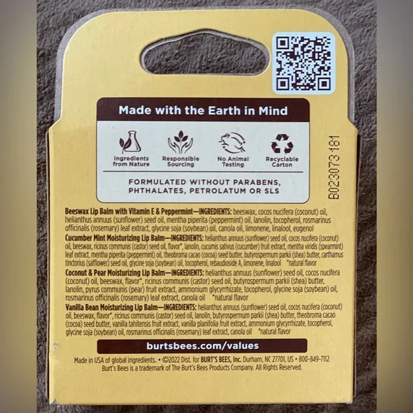 Burt’s Bees Lip Balms - Assorted 4 Pack Set - Picture 4 of 16